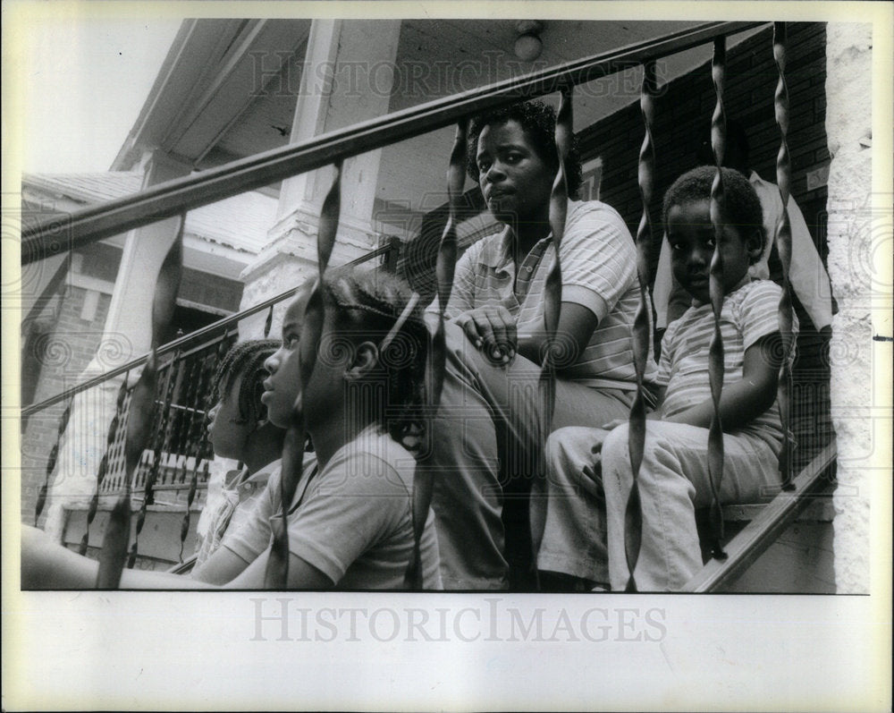 1986 Gage Park Neighborhood Mrs Shirley Wah - Historic Images