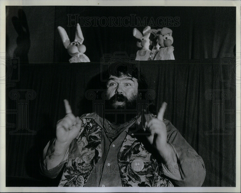1982 Ray Nelson Works Puppet Place Theater - Historic Images