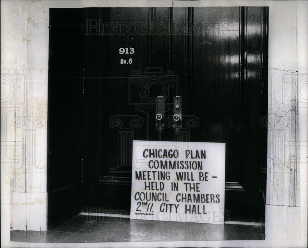 1966 Sign Outside of Room 913 - Historic Images