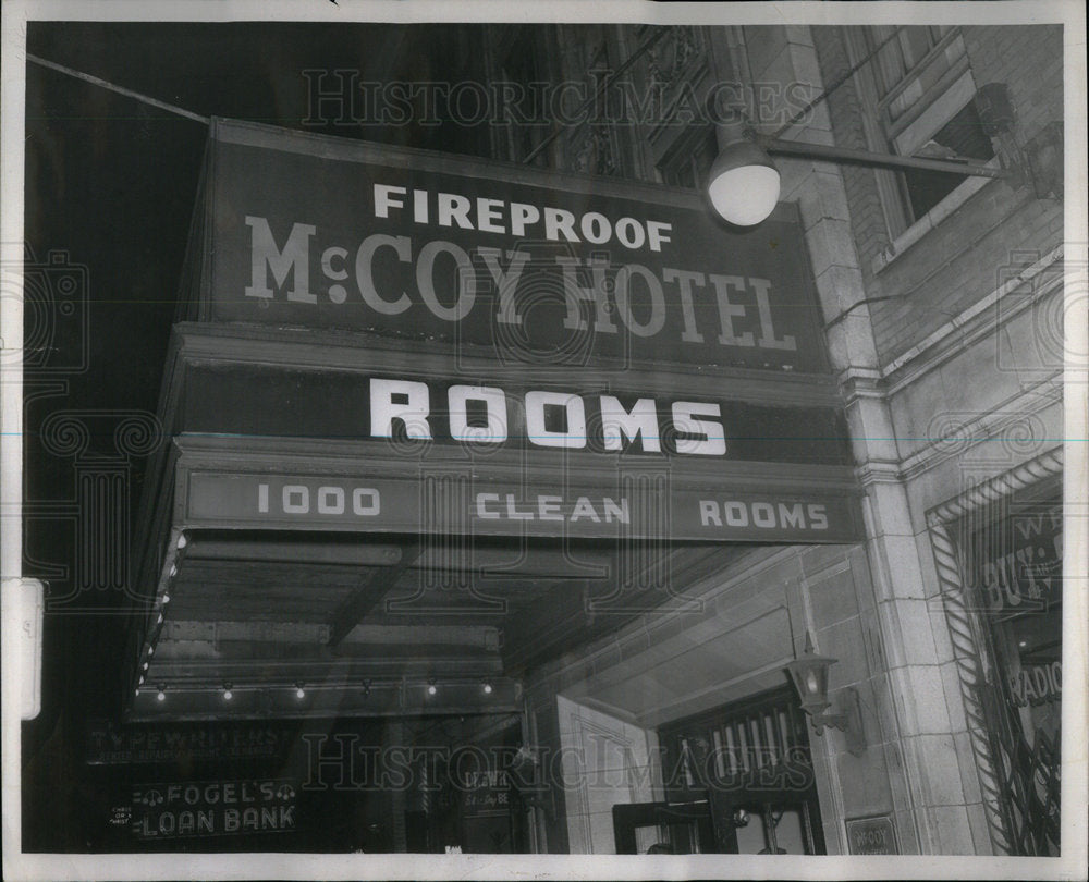 1953 The McCoy Hotel Chicago - Historic Images