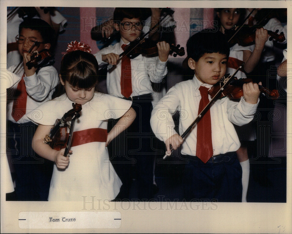 1990 Kate DeMars Eric Chen Museum - Historic Images