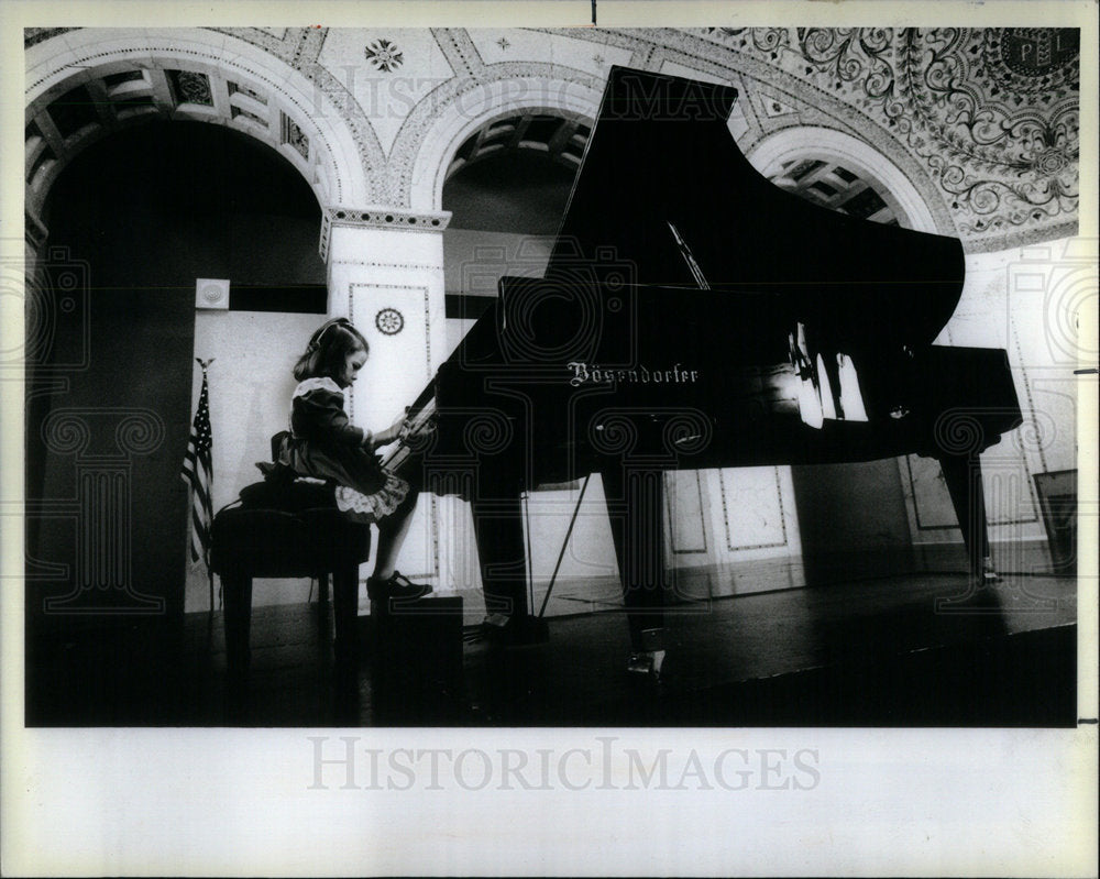 1984 Heather Olsen performs a solo piano - Historic Images