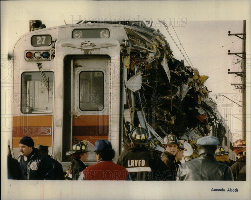 Train crash kills 7 - Historic Images