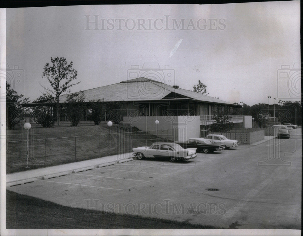 1962 The Meadows Club at Lake Meadows - Historic Images