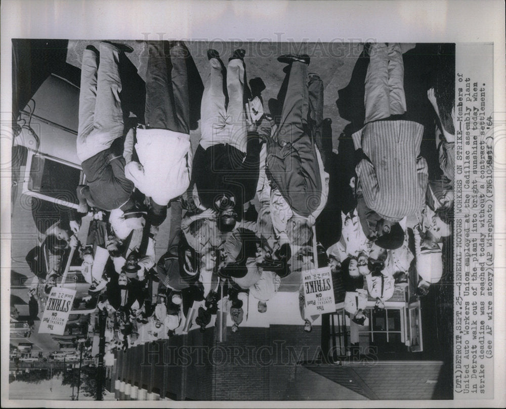 1964 Cadillac Plant Strike Detroit - Historic Images