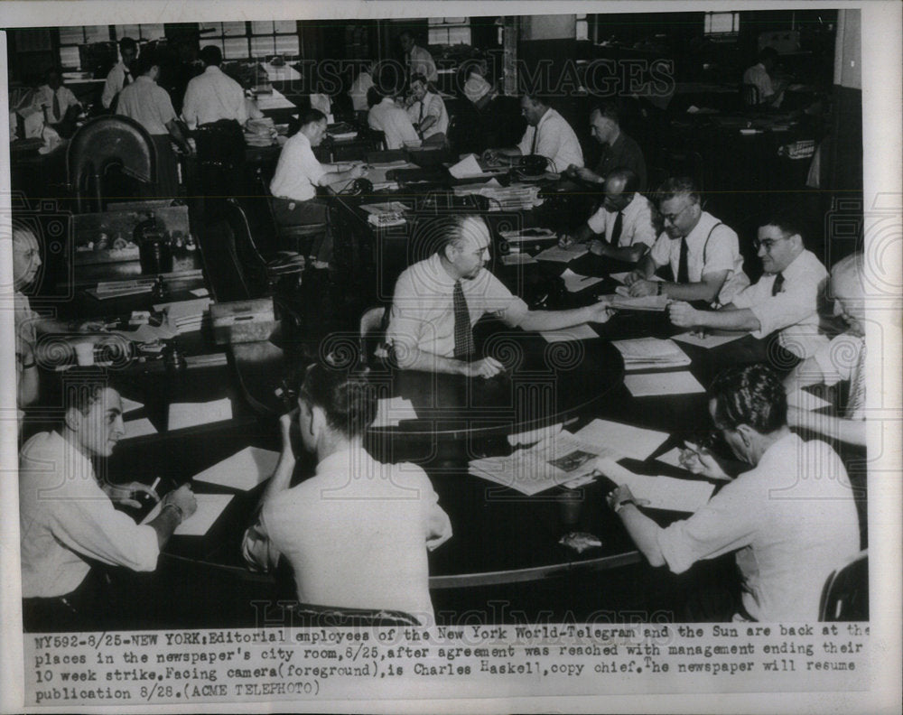 Undated New York World-Telegram Sun Strike - Historic Images