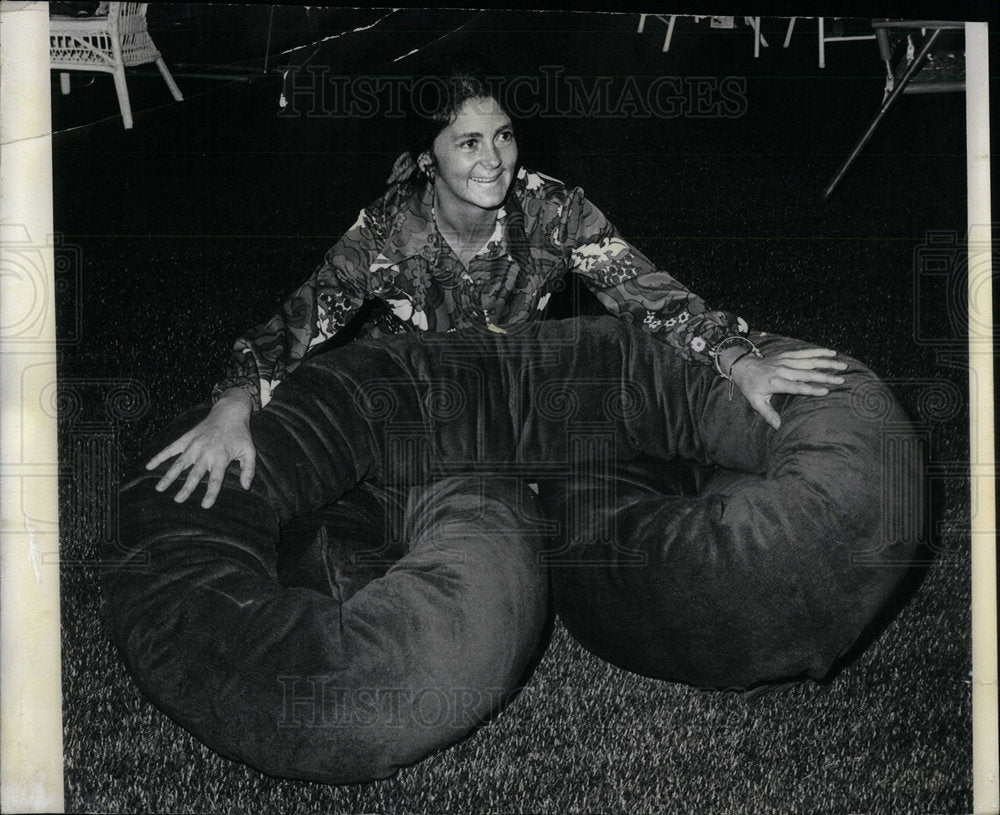 1971 Foam Ribbon Settee Or Beanbag Chair - Historic Images