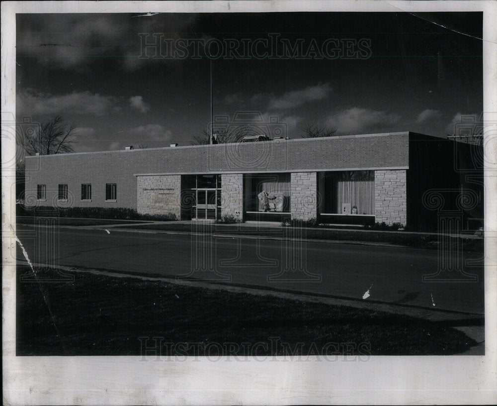 1956 SummiIllinois Bell Telephone Building - Historic Images