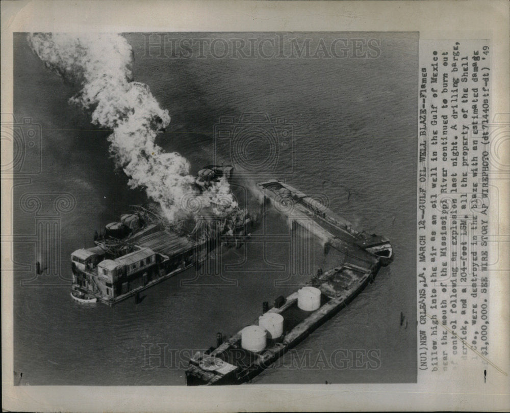 1949 Shell Oil Well Explosion Gulf Mexico - Historic Images