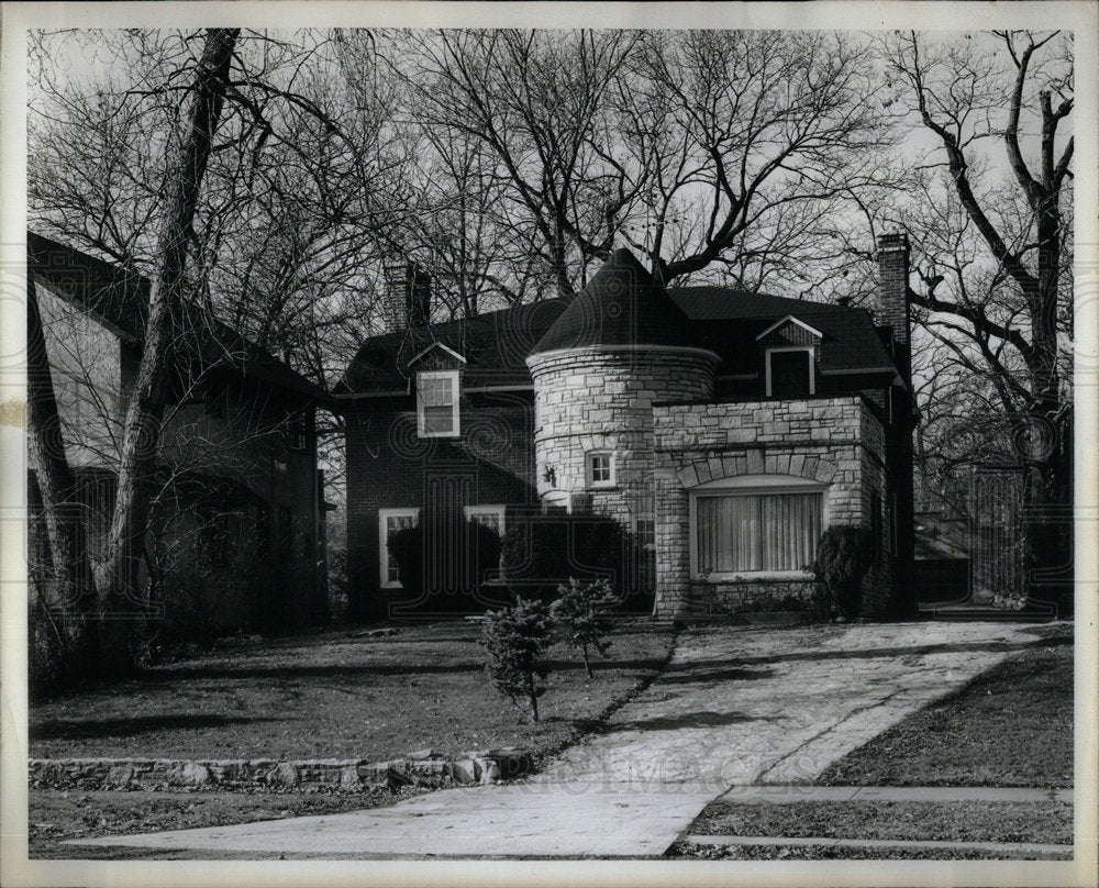 1975 Chicago Negro Housing - Historic Images