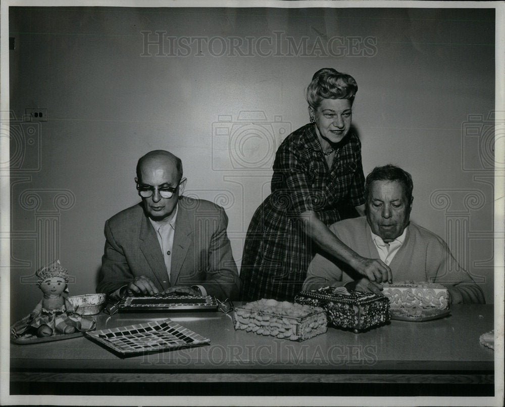 1962 Occupational Therapist Blind Arts - Historic Images