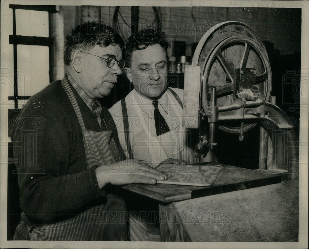 1944 Blind Basket Maker Chicago Lighthouse Historic Images