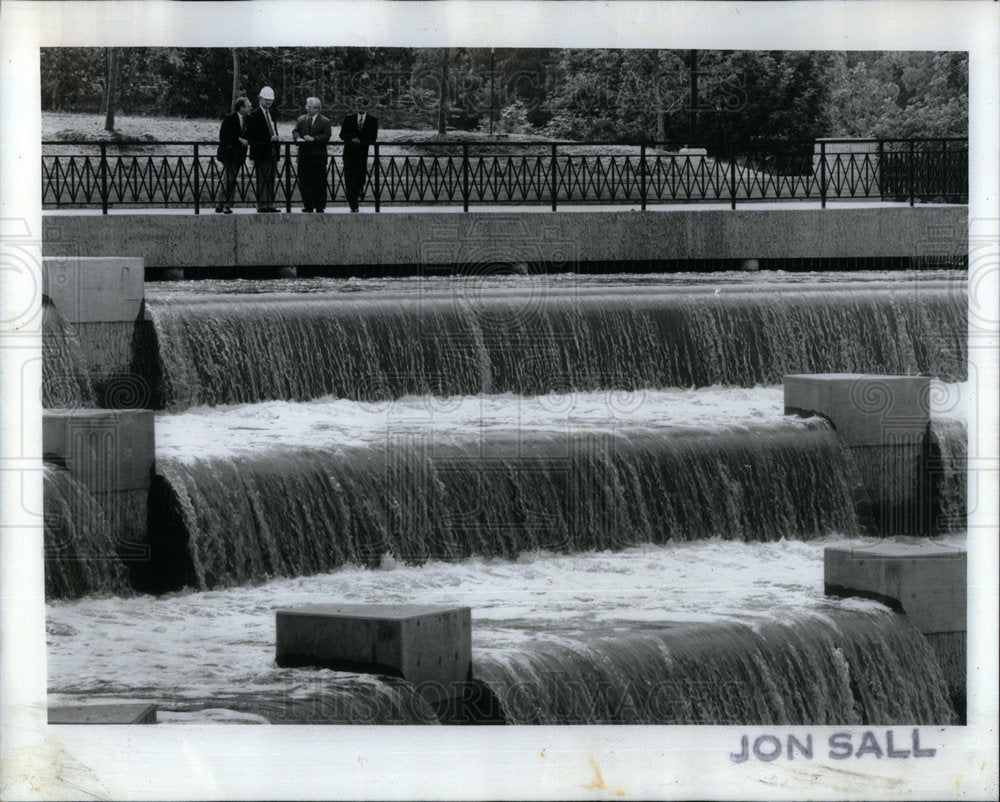 1992 Urban Waterfall Blue Island, Illinois - Historic Images