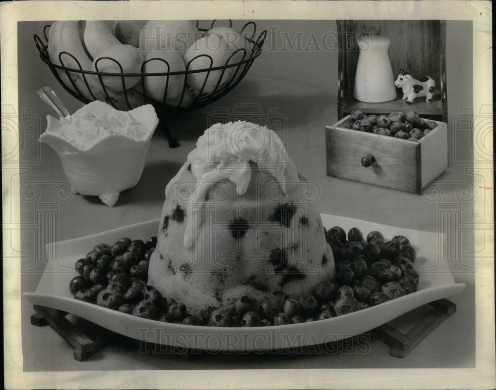 1969 Blueberry Pudding - Historic Images