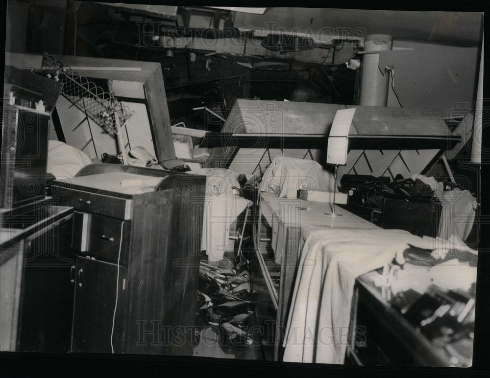 1958 Wilboldh Store wall blown out - Historic Images