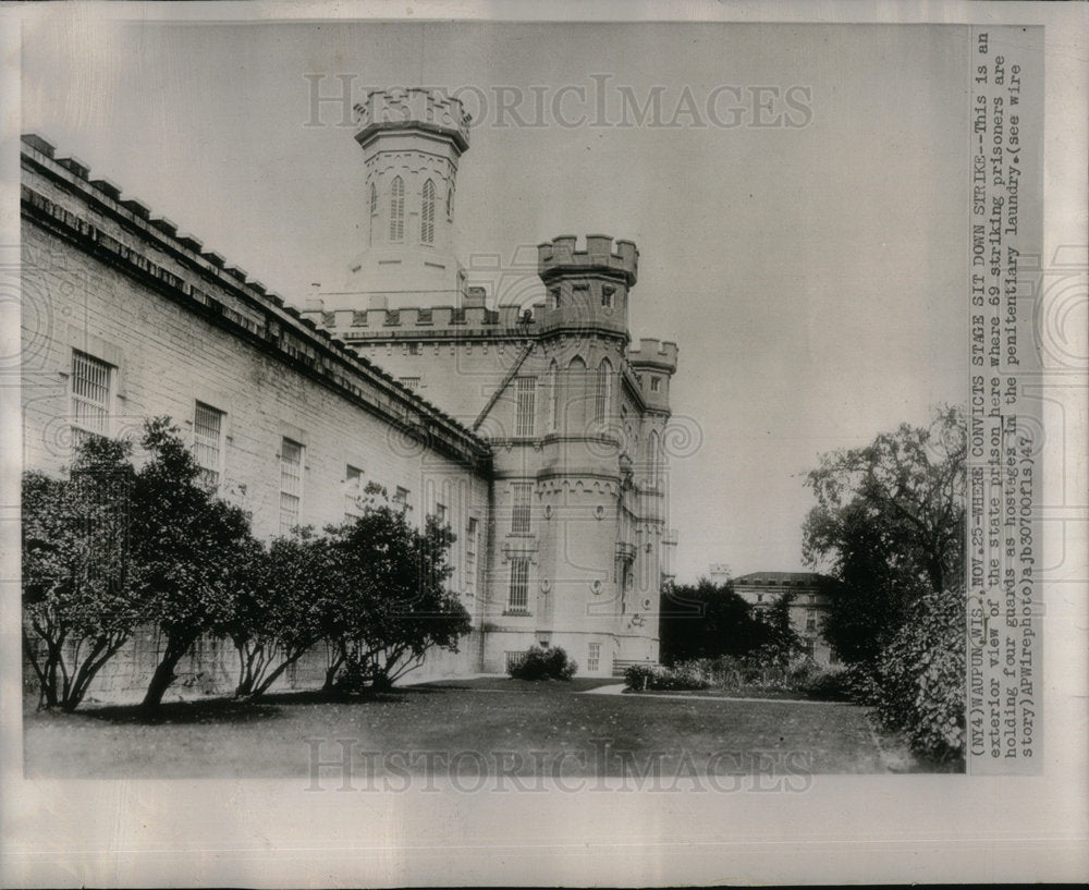 1947 Wisconsin State Prison Striking Prison - Historic Images