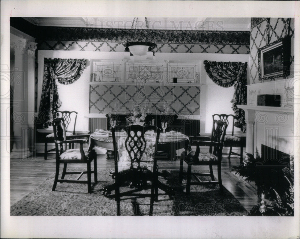 1991 English &amp; Victorian Formal Dining Room - Historic Images