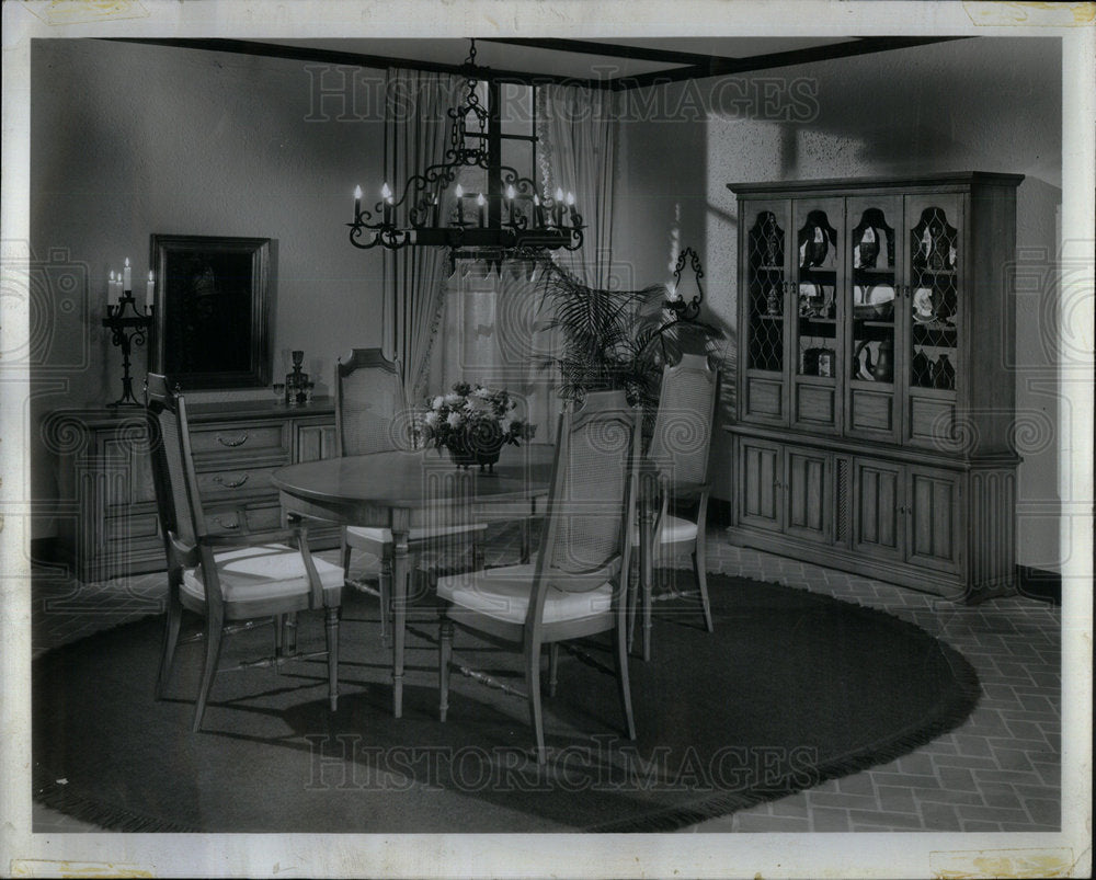 1964 Bassett 17th/18th Century Dining Room - Historic Images