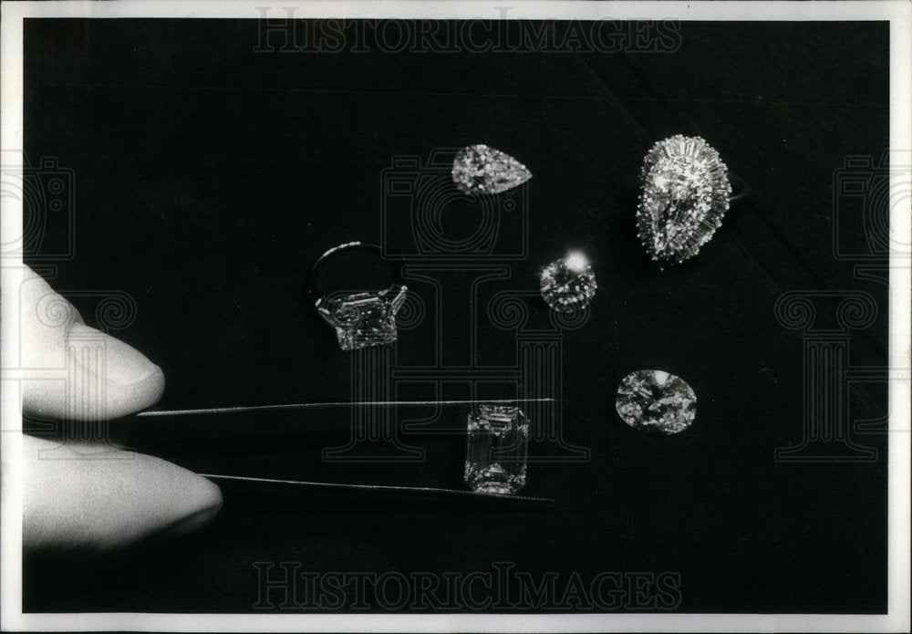 1981 Lester Lampert Ballerina Diamonds Mich - Historic Images