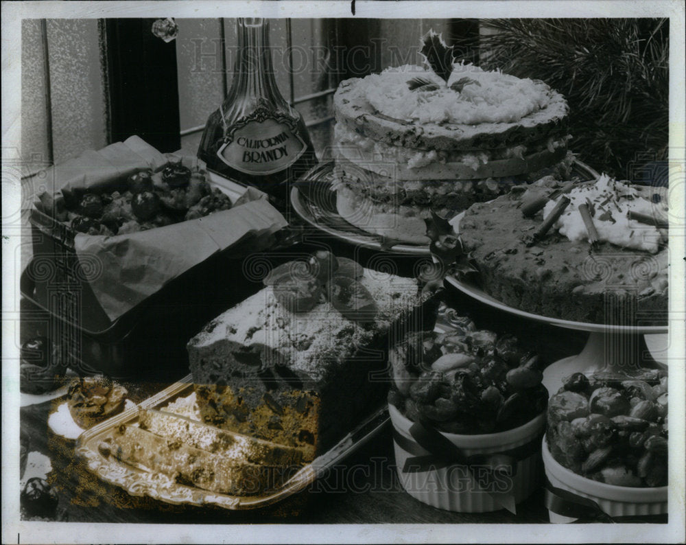 1983 Holiday Desserts: Cakes &amp; Fruits - Historic Images