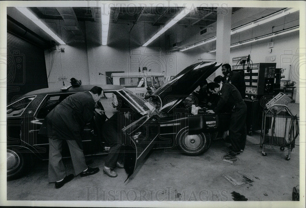 1982 Dawson Skill Institute Auto Repairs - Historic Images