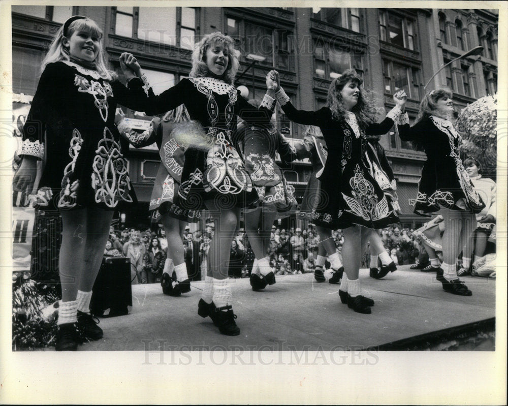 1988  Saint Patrick&#39;s Day Religious Holiday - Historic Images