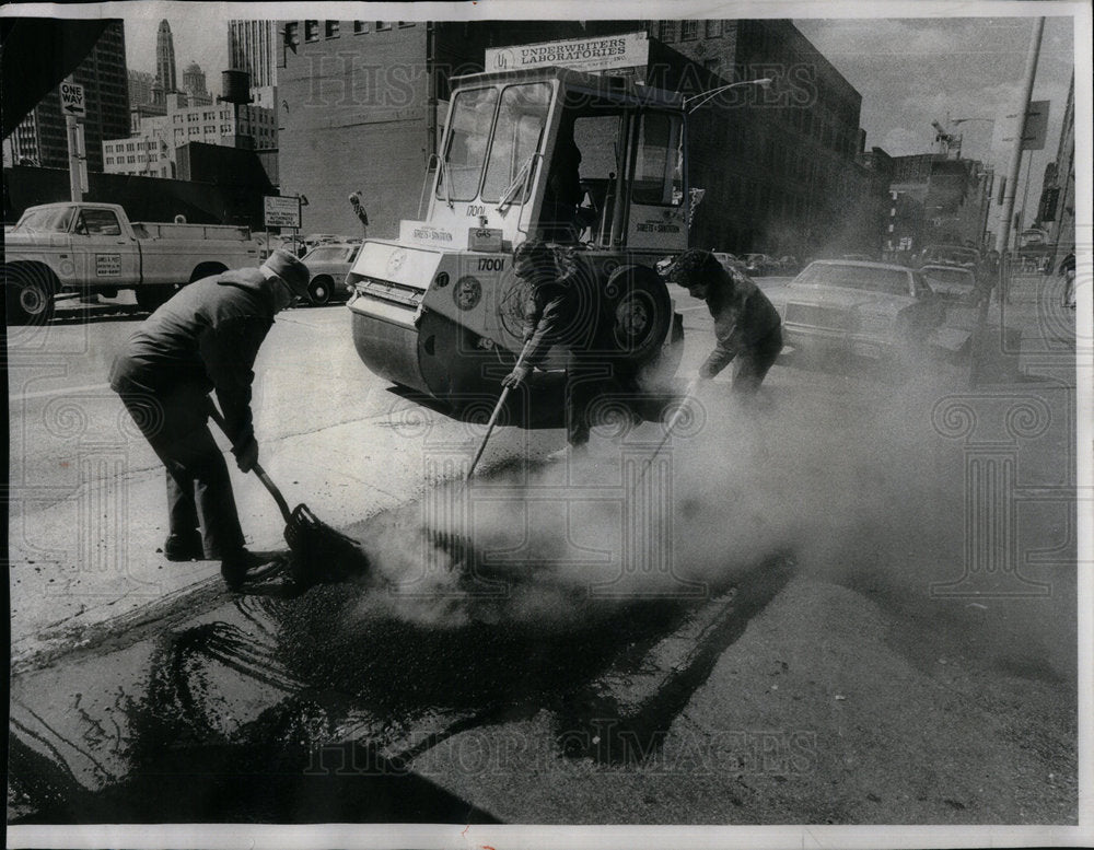 1977 Street Repair Construction Michigan - Historic Images