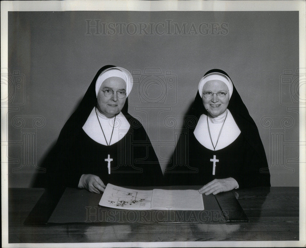 1961 Sister Marie Perpetua Mary Joseph - Historic Images