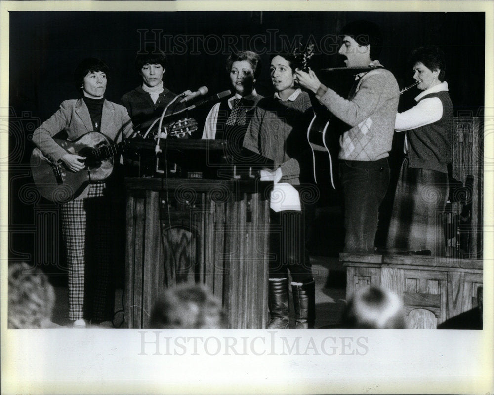 1985 Roman Catholic Prayer Protestant Churc - Historic Images