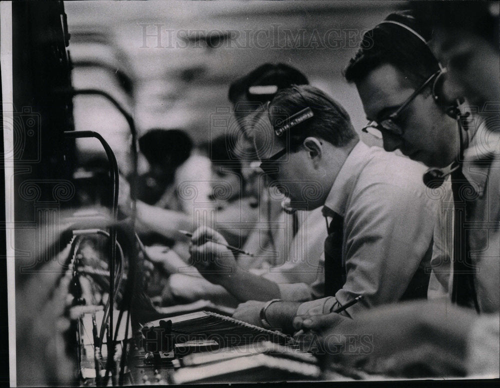 1968 Bell Telephone Co Worker Chicago - Historic Images