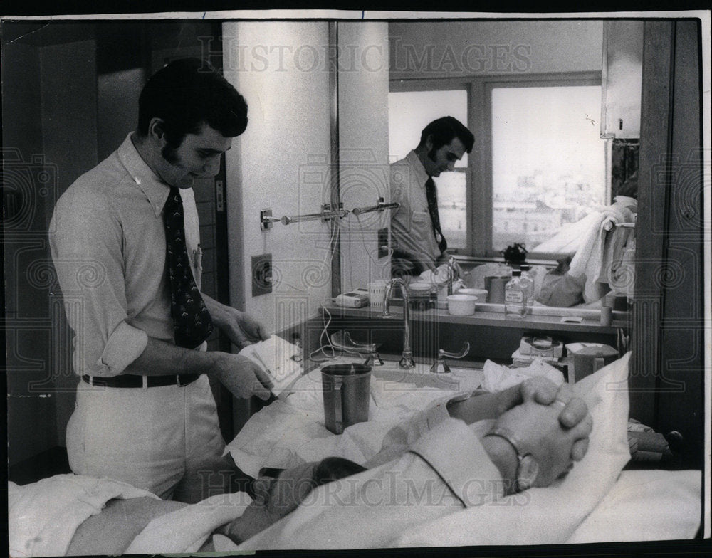 1974 Gerald Brouder Male Nurse Luke Hosp - Historic Images