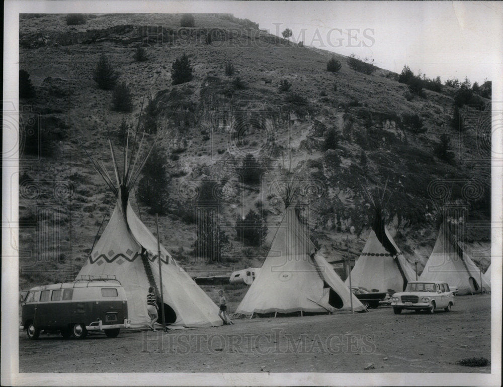 1965 Kah-nee-ta Motel Warm Springs Indians - Historic Images