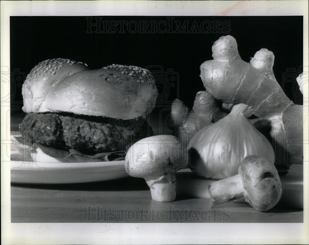 1991 hamburger mushroom ginger garlic Flavo - Historic Images