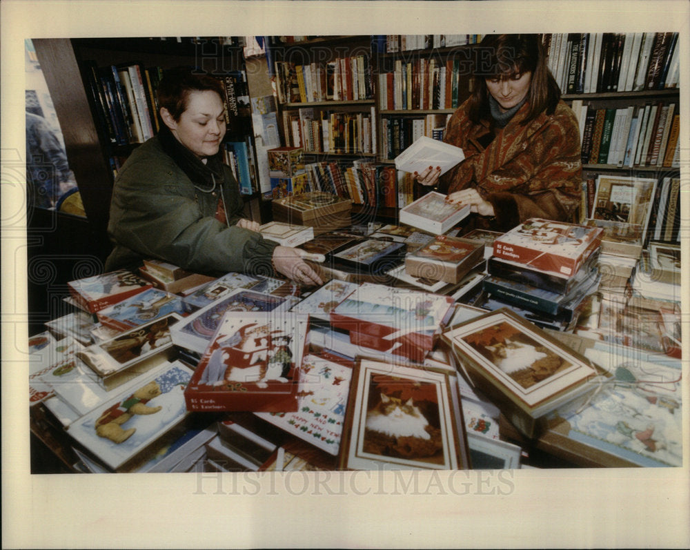 1992 Card Shopping Stuart Brent Books NYC - Historic Images