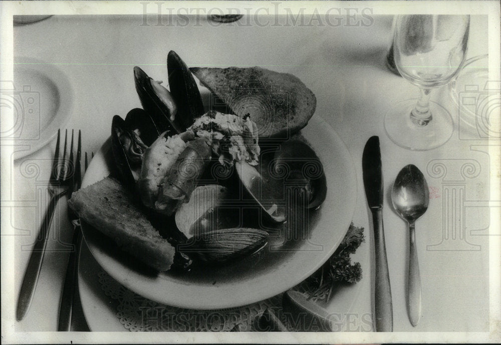 1979 Fish Soup Jim Rivas - Historic Images