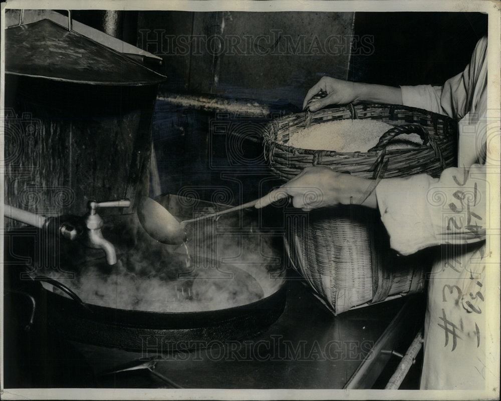 1939 Chinese cook eisendrath Grillworks Inc - Historic Images