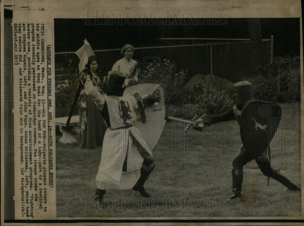 1973 Pelyarts players having a dual - Historic Images