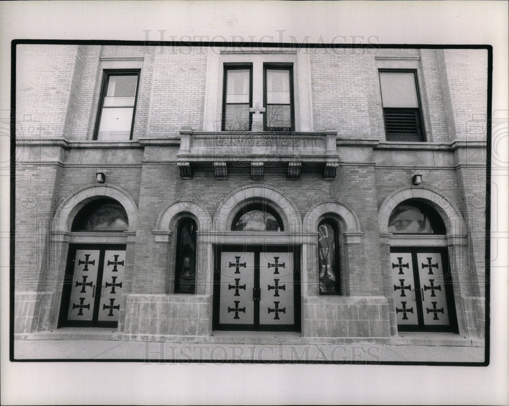 1990 St. Veronica&#39;s rectory. - Historic Images