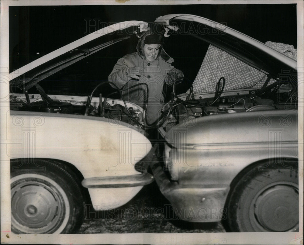 1963 Cold Weather Kills Cars - Historic Images