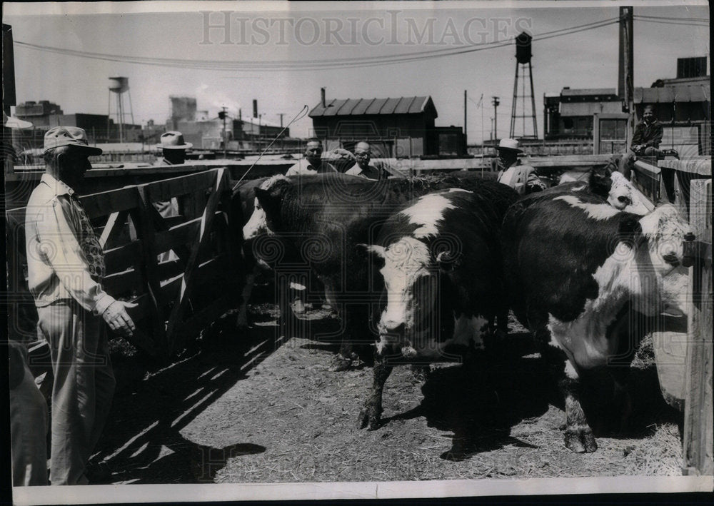 1963 William Decker Val Decker Packing Co. - Historic Images