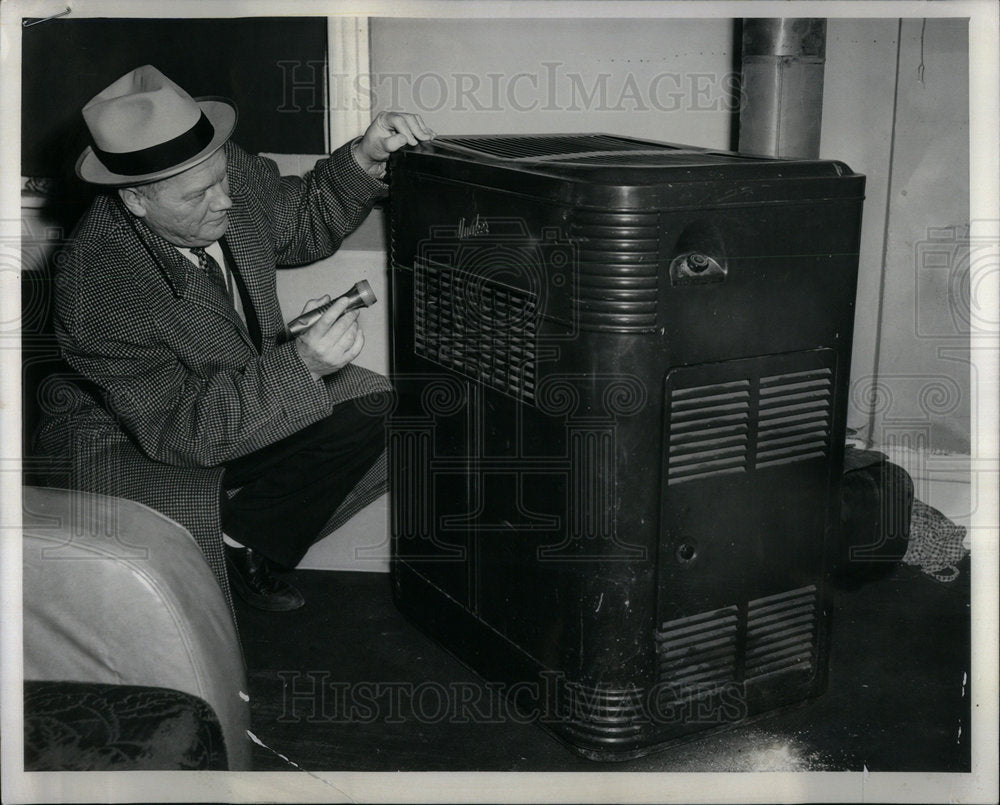 3 people killed by defective heater. - Historic Images