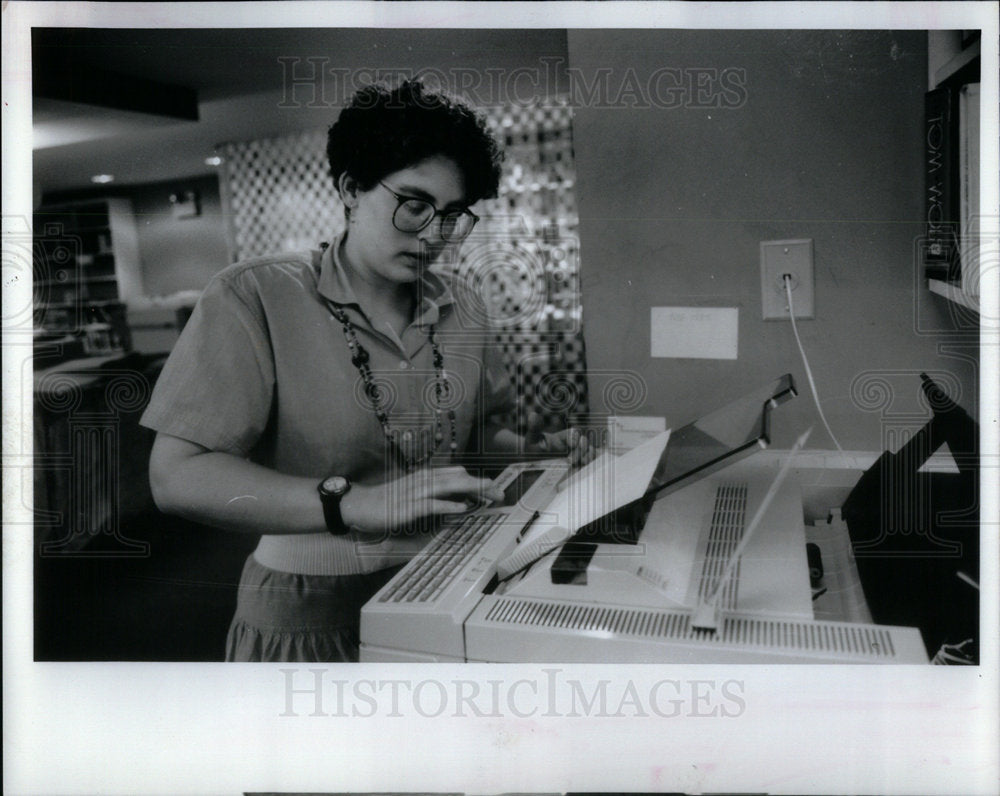 1991 Anne Feiler of CPL Uses a Fax Machine - Historic Images