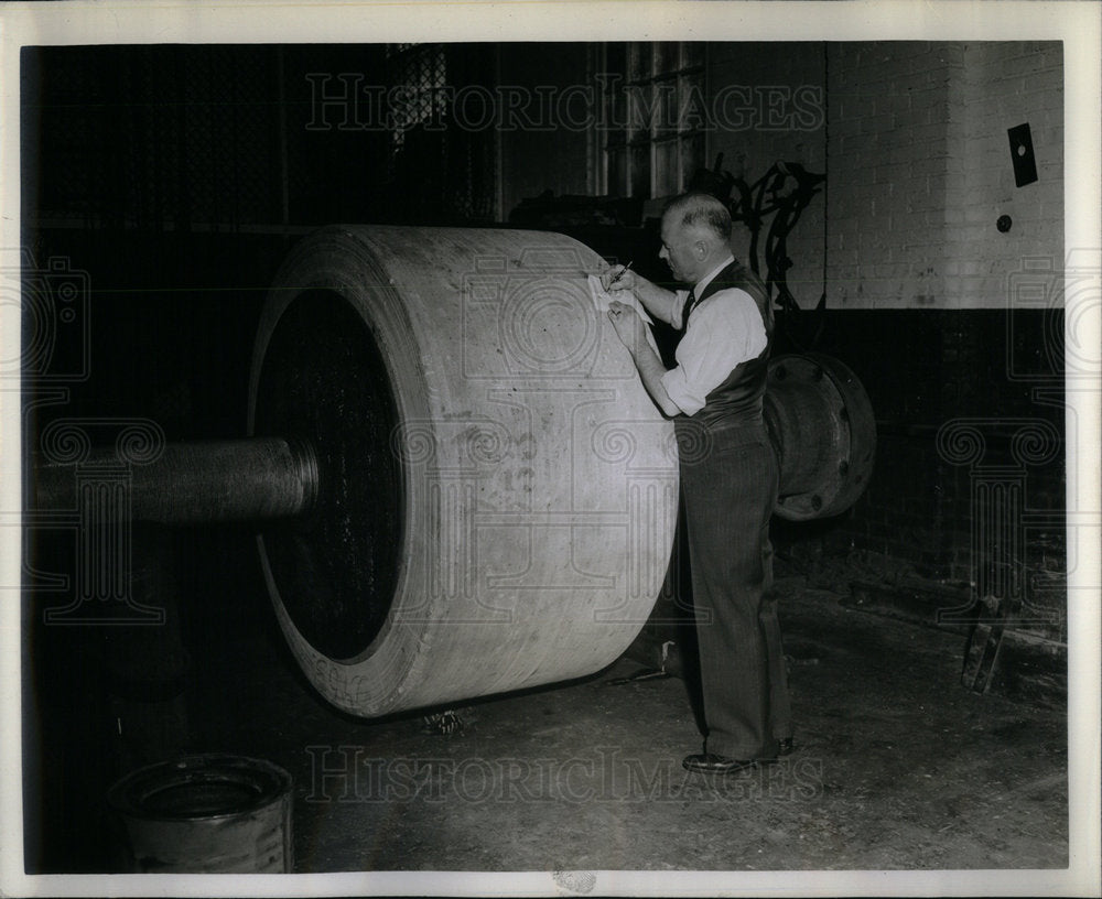1942 Grindstone  Great Lakes Paper Co. - Historic Images