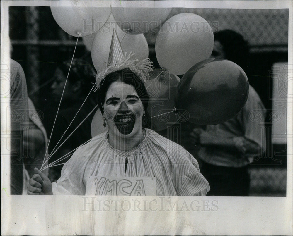 1971 Division St YMCA Clown - Historic Images