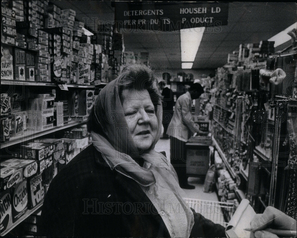 1969 Olga Bizgard Price Level - Historic Images