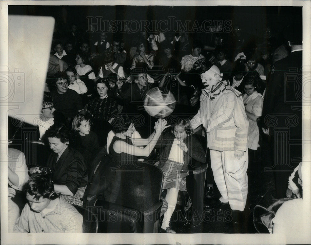 Shrine Circus Clown Performer Audience - Historic Images