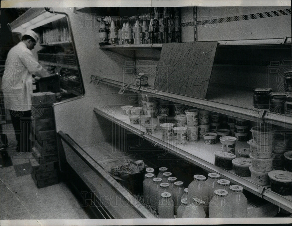 1967 Sign Mill Empty Shelves - Historic Images