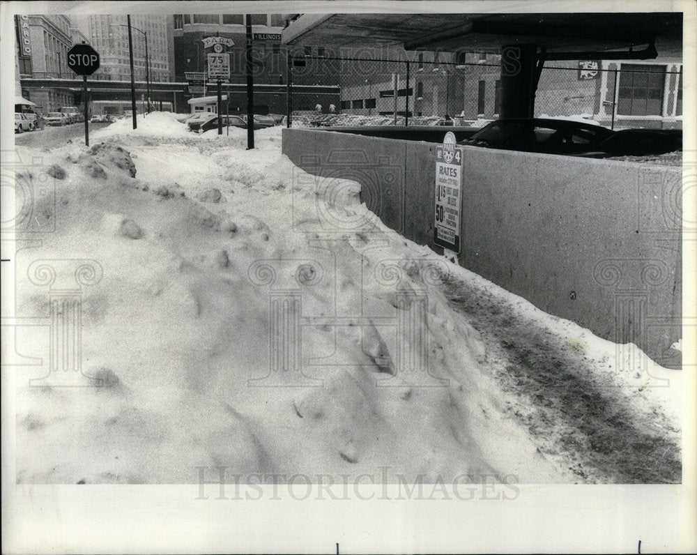 1979 Unshoveled Walkways Chicago Belden - Historic Images