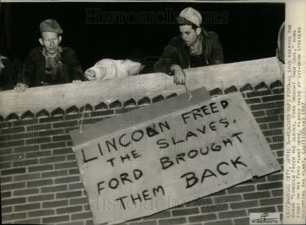 1937 Ford Plant Lincoln Freed sign Words - Historic Images