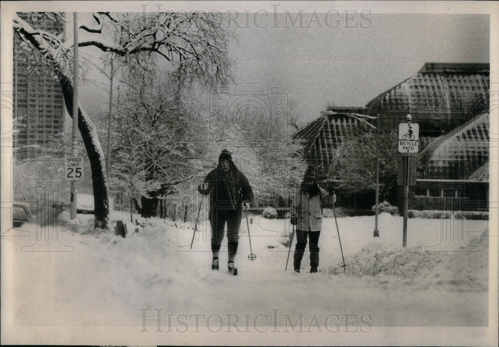 1981 Mary Ann Rodewold Michelle Rocawich - Historic Images